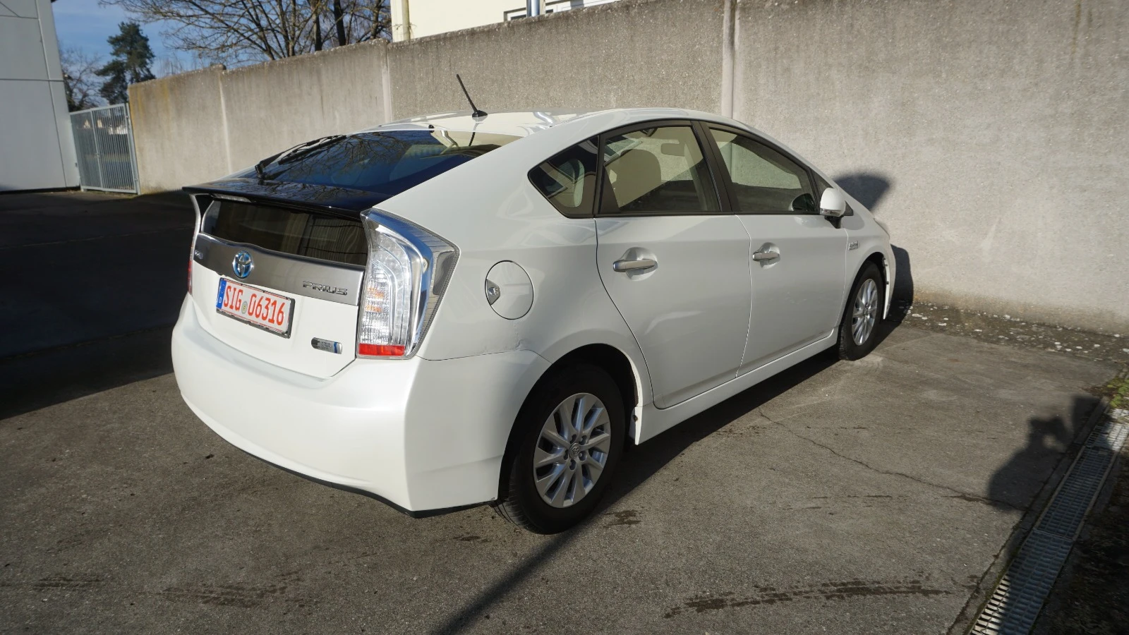 Toyota Prius  - изображение 6