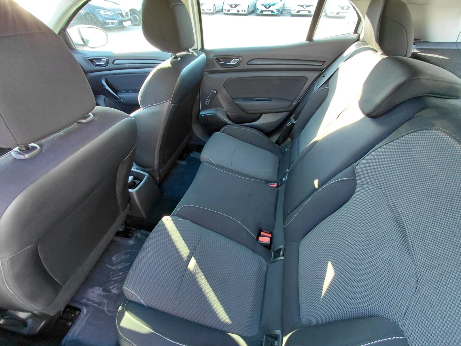 Renault Megane 1.5 dCi/90�.�/Life | Mobile.bg � ����������� 14