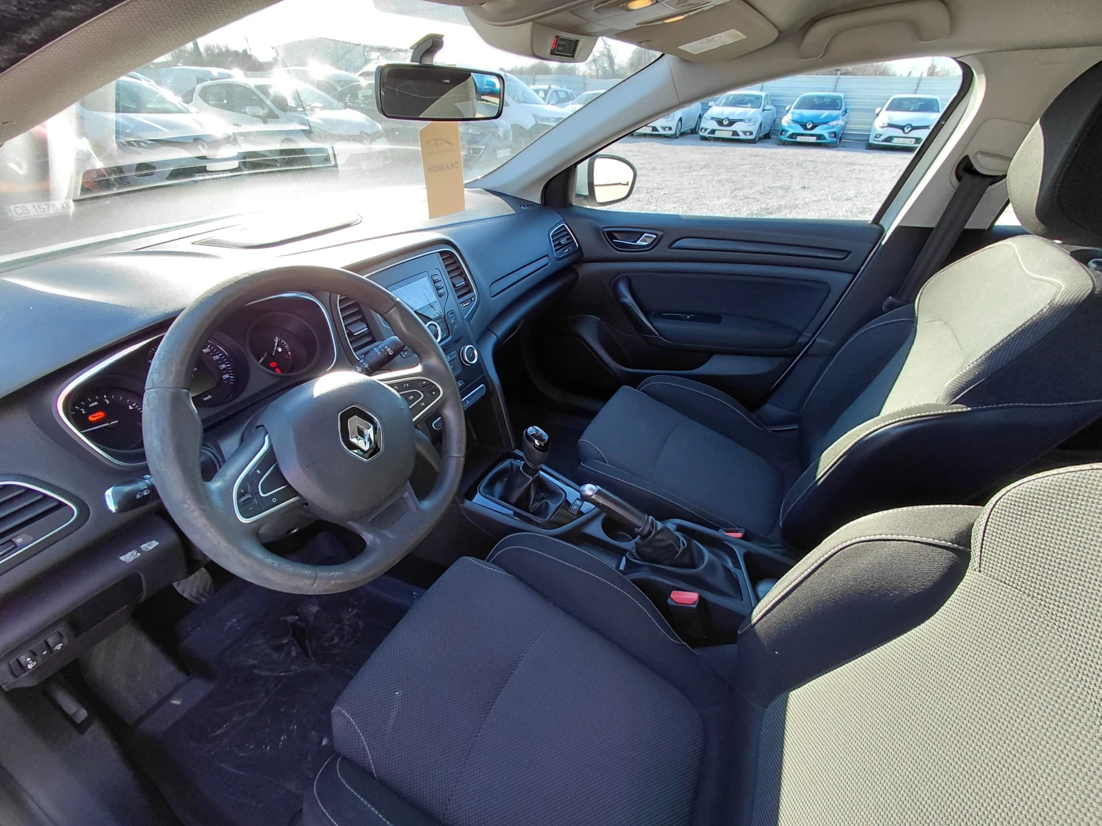 Renault Megane 1.5 dCi/90к.с/Life - изображение 10