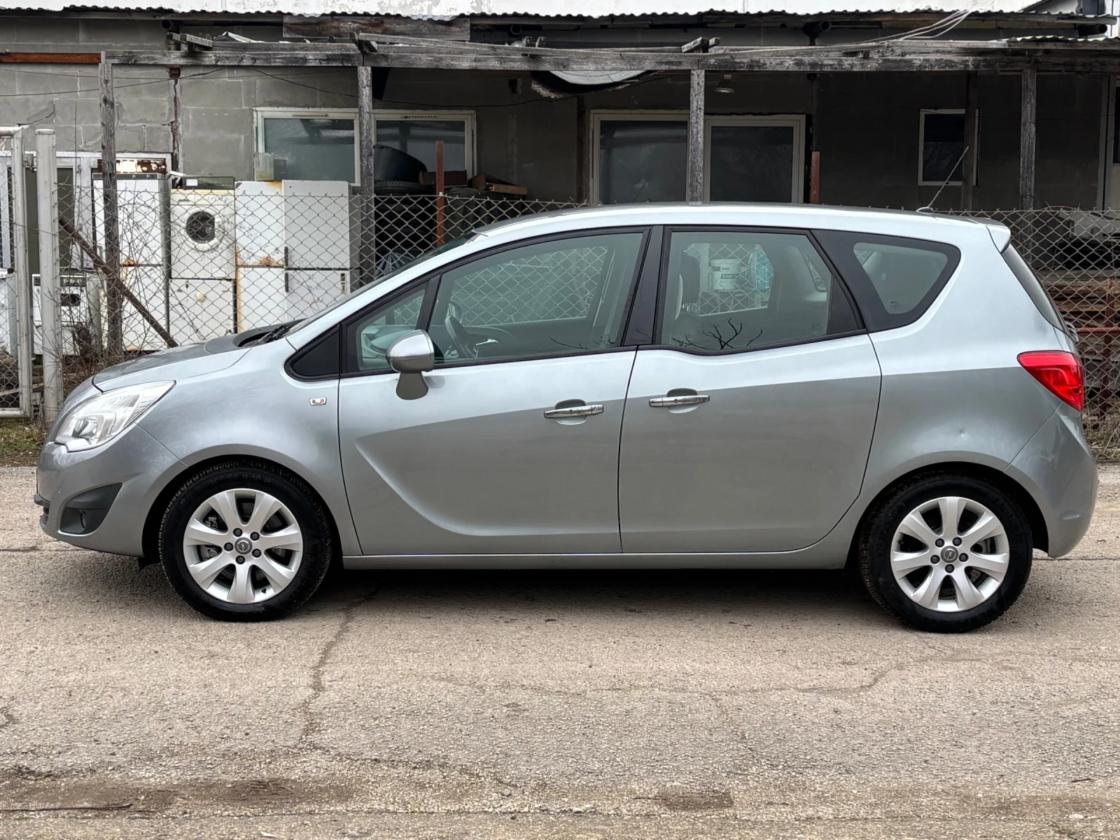 Opel Meriva 1.7CDTI 105хил км! ТОП 2013г - изображение 7