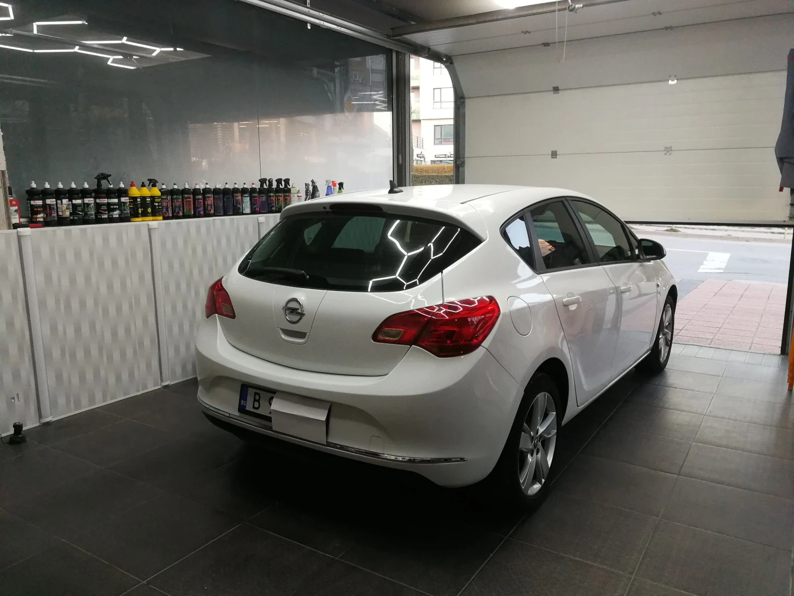 Opel Astra 1.6i, снимка 4 - Автомобили и джипове - 53995264