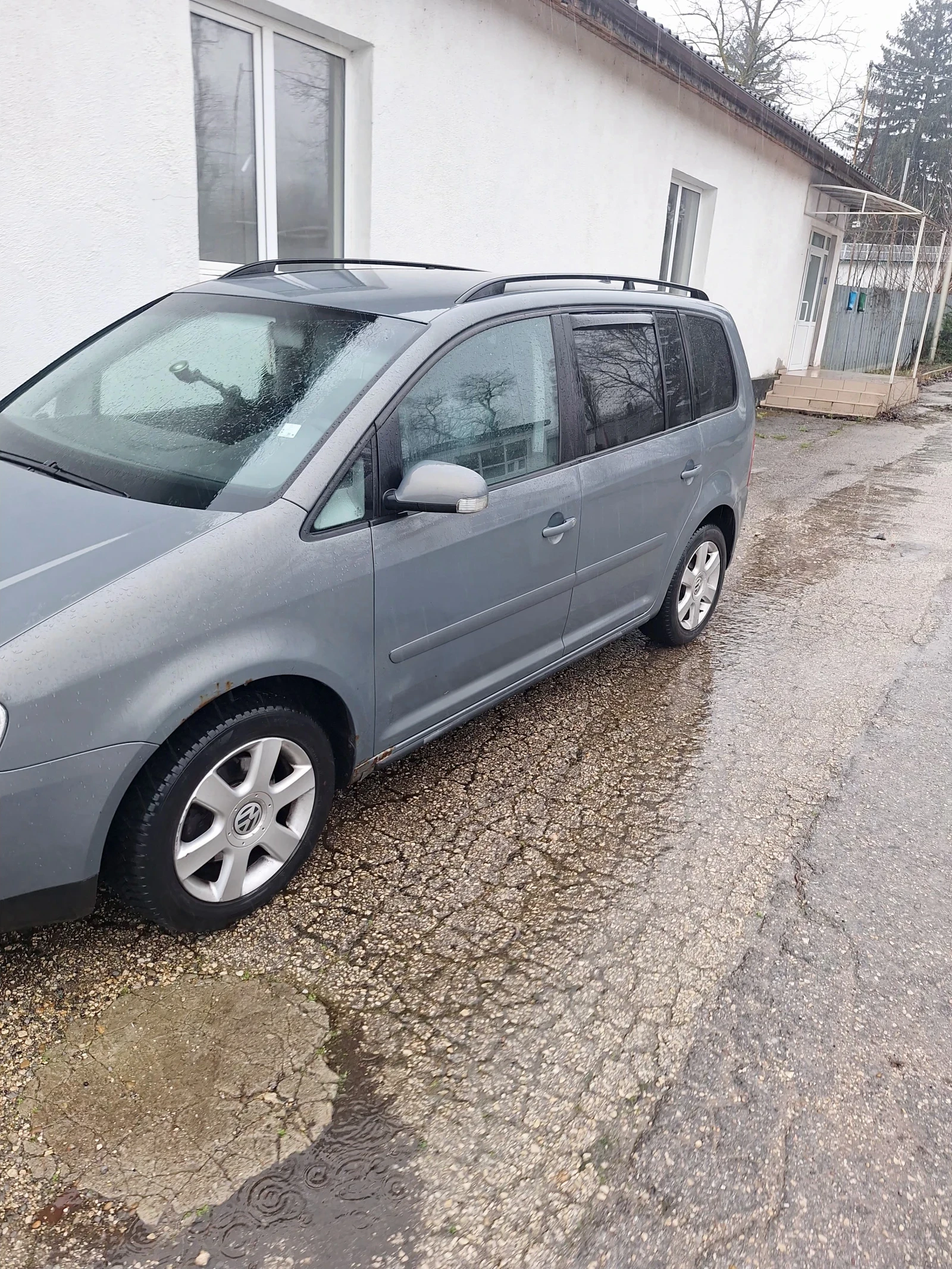 VW Touran 1900, снимка 7 - Автомобили и джипове - 54063654