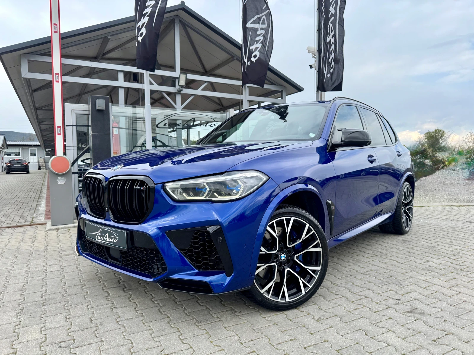 BMW X5M COMP#INDIVIDUAL#B&W#SOFTCL#LASER#FULL FULL FULL, снимка 2 - Автомобили и джипове - 54153537