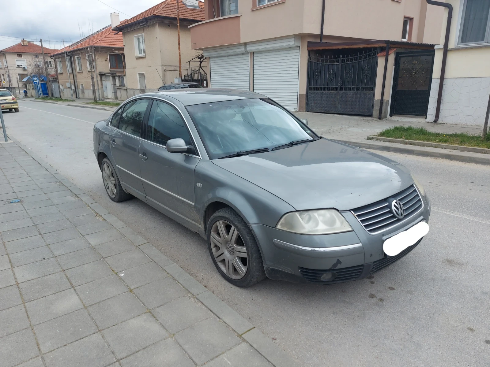 VW Passat В 5.5, снимка 4 - Автомобили и джипове - 54247792