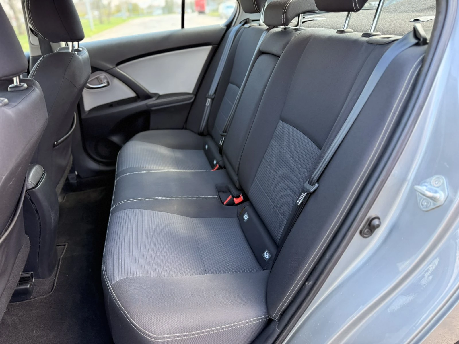 Toyota Avensis Toyota Avensis 2015 1.8, снимка 11 - Автомобили и джипове - 54358259
