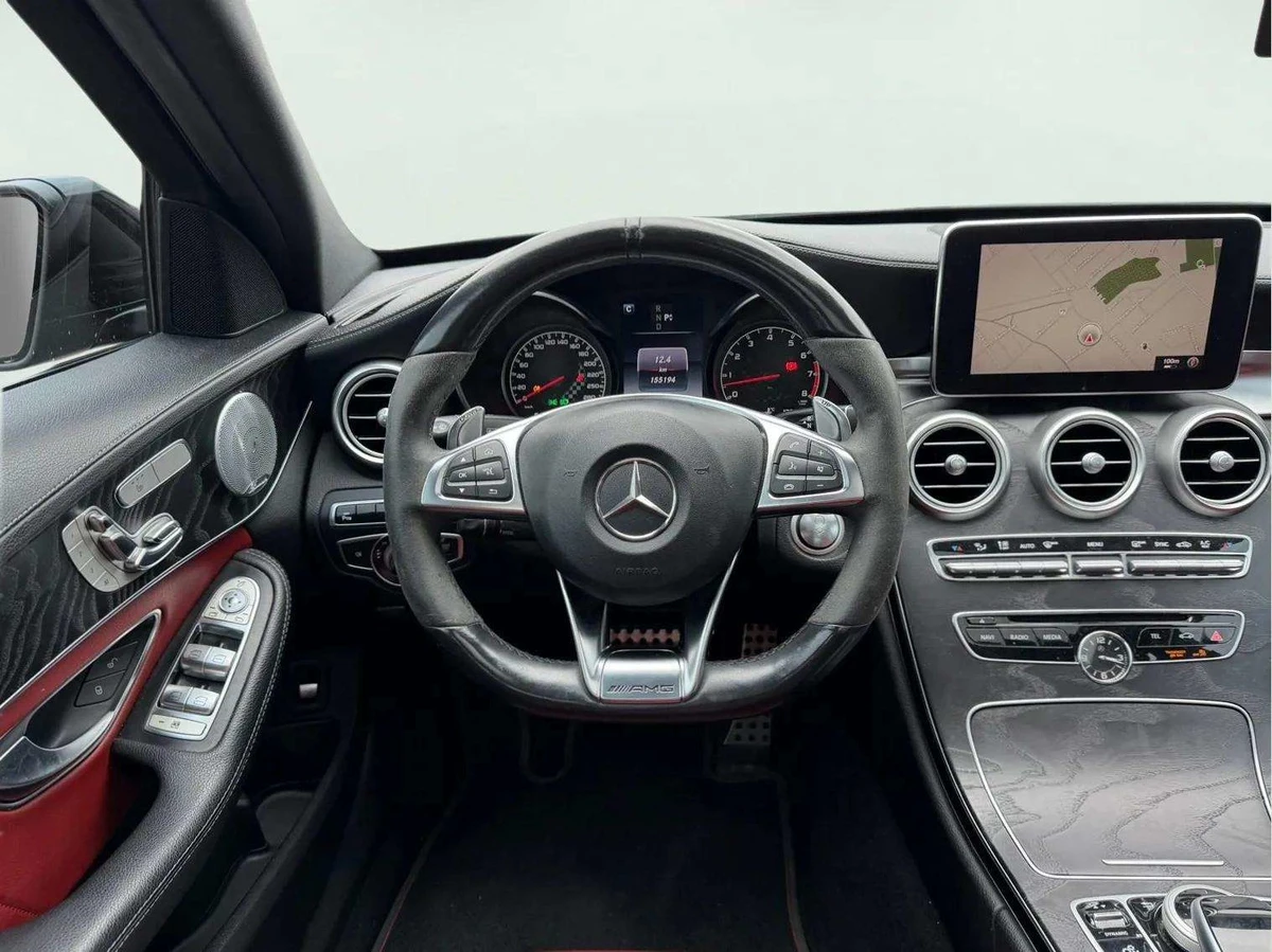 Mercedes-Benz C 450 AMG 4MATIC* PANOROOF* BURMSETER* REAR-CAMERA* , снимка 9 - Автомобили и джипове - 54556403