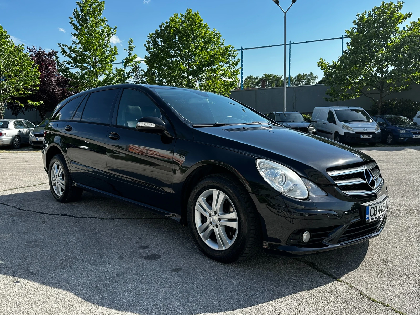 Mercedes-Benz R 320 CDI 4Matic, снимка 6 - Автомобили и джипове - 54761461