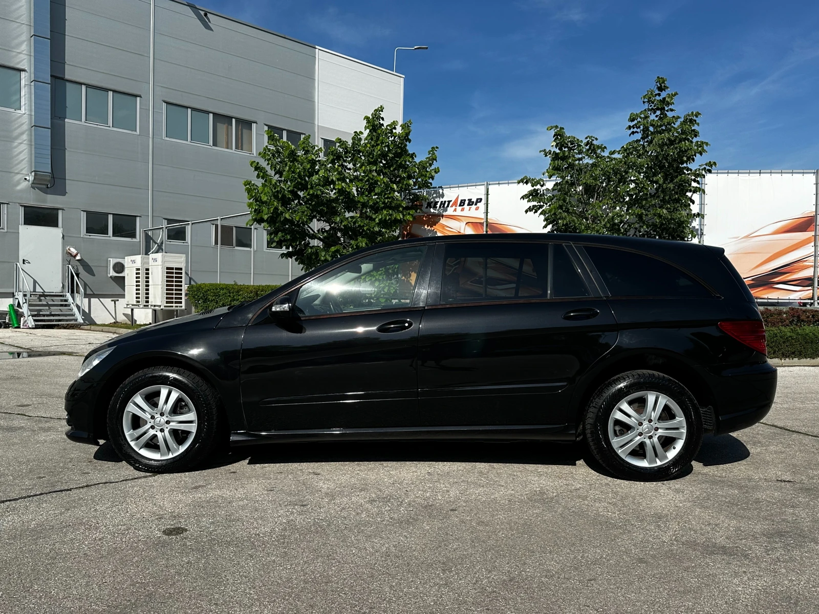 Mercedes-Benz R 320 CDI 4Matic, снимка 2 - Автомобили и джипове - 54761461