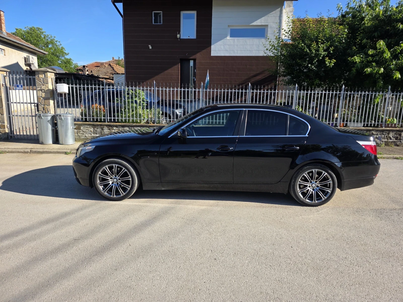 BMW 520 2.2i, снимка 4 - Автомобили и джипове - 54968989