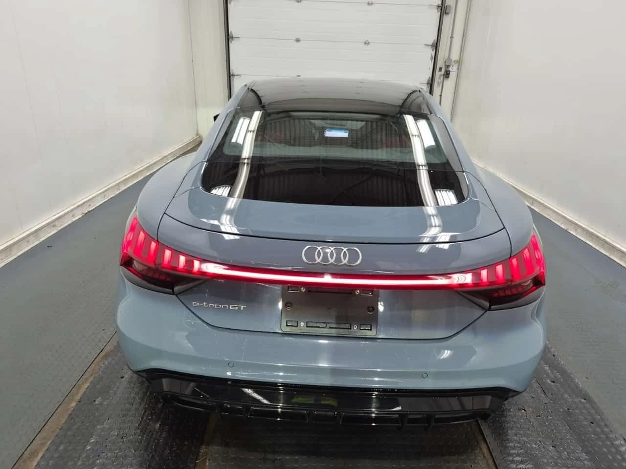 Audi E-Tron GT * QUATTRO * CARFAX * От VW * , снимка 4 - Автомобили и джипове - 55483290
