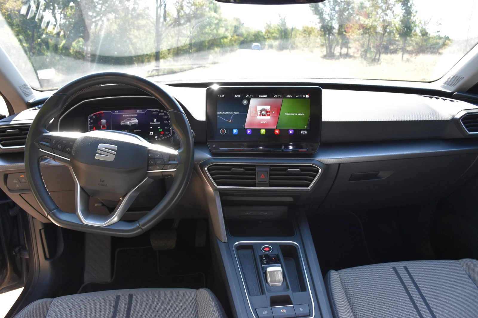 Seat Leon, снимка 15 - Автомобили и джипове - 55800720