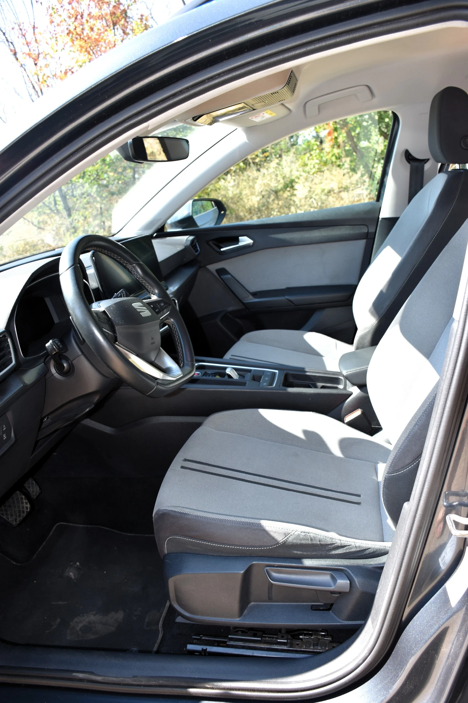 Seat Leon, снимка 10 - Автомобили и джипове - 55800720