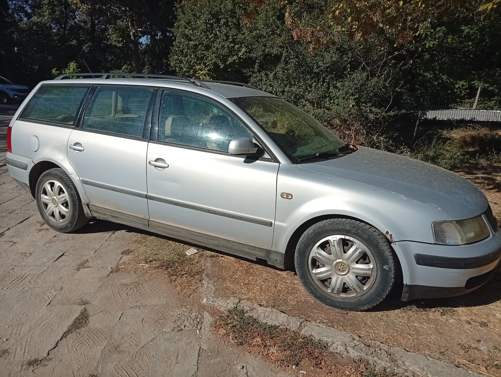 VW Passat, снимка 5 - Автомобили и джипове - 56334849