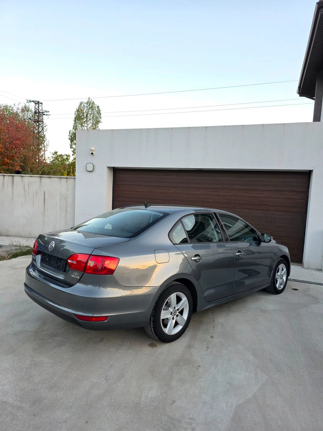 VW Jetta, снимка 4 - Автомобили и джипове - 56536062