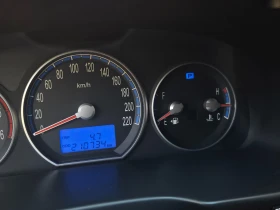Hyundai Santa fe 2.2CRDi 7 места* АВТОМАТИК* КОЖА* ОТЛИЧЕН* , снимка 10