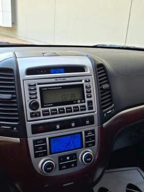 Hyundai Santa fe 2.2CRDi 7 места* АВТОМАТИК* КОЖА* ОТЛИЧЕН* , снимка 11