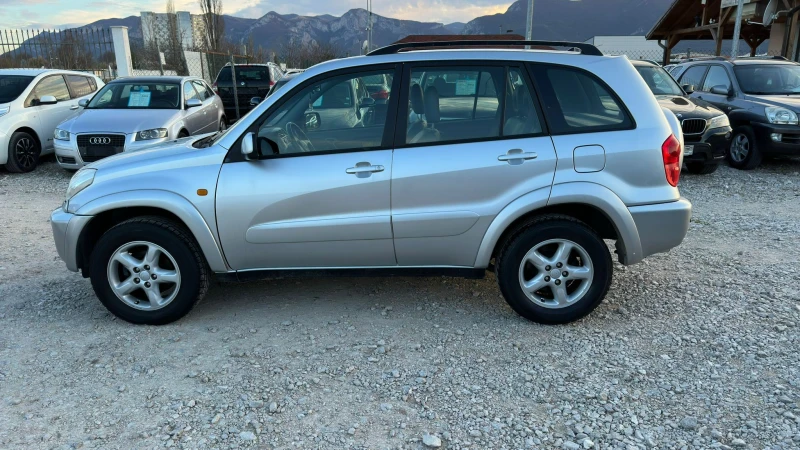 Toyota Rav4 2.0i бензин. Италия, снимка 8 - Автомобили и джипове - 43747826