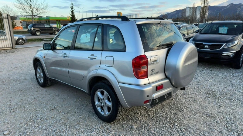 Toyota Rav4 2.0i бензин. Италия, снимка 7 - Автомобили и джипове - 43747826