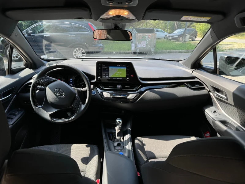 Toyota C-HR, снимка 7 - Автомобили и джипове - 47387645