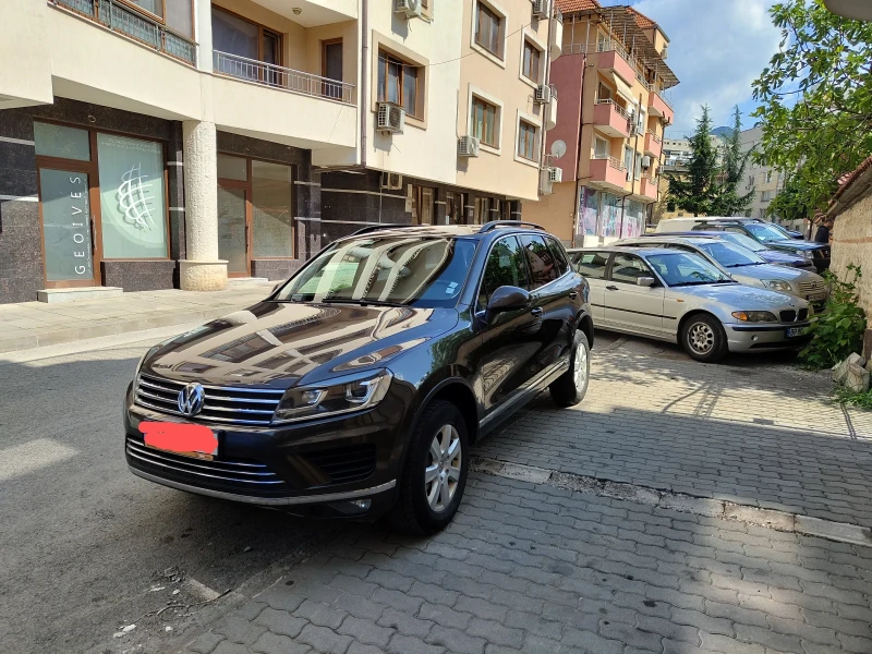 VW Touareg, снимка 2 - Автомобили и джипове - 48165581