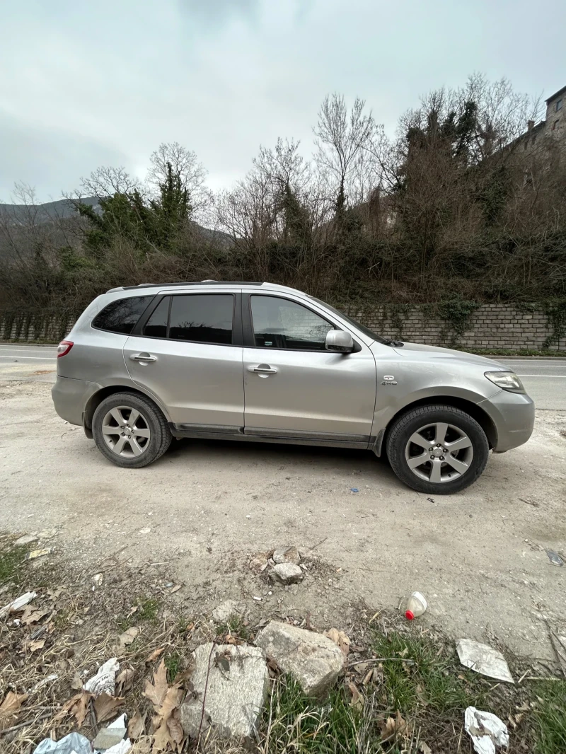 Hyundai Santa fe 2.2 CRDi 155к.с 4WD, снимка 4 - Автомобили и джипове - 49470455