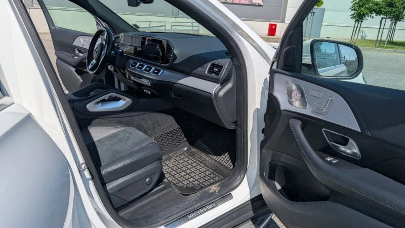 Mercedes-Benz GLE 350  350е Plugin+ AMG+ PANO+ HEADUP+ BURM+ 360, снимка 13 - Автомобили и джипове - 52286028