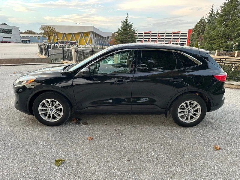 Ford Kuga 1.5T Бензин/Auto/CarPlay/lane assist/blind spot, снимка 8 - Автомобили и джипове - 52153406