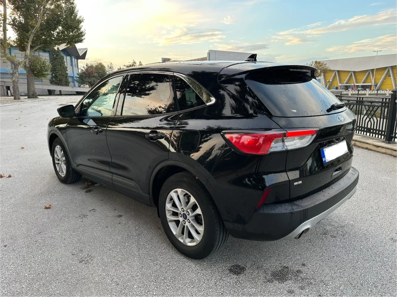 Ford Kuga 1.5T Бензин/Auto/CarPlay/lane assist/blind spot, снимка 7 - Автомобили и джипове - 52153406