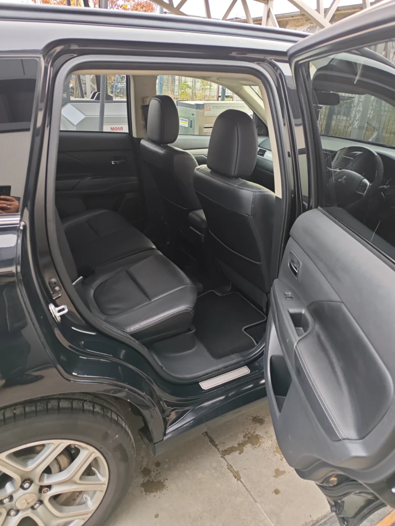 Mitsubishi Outlander Хибриден , снимка 7 - Автомобили и джипове - 52400918