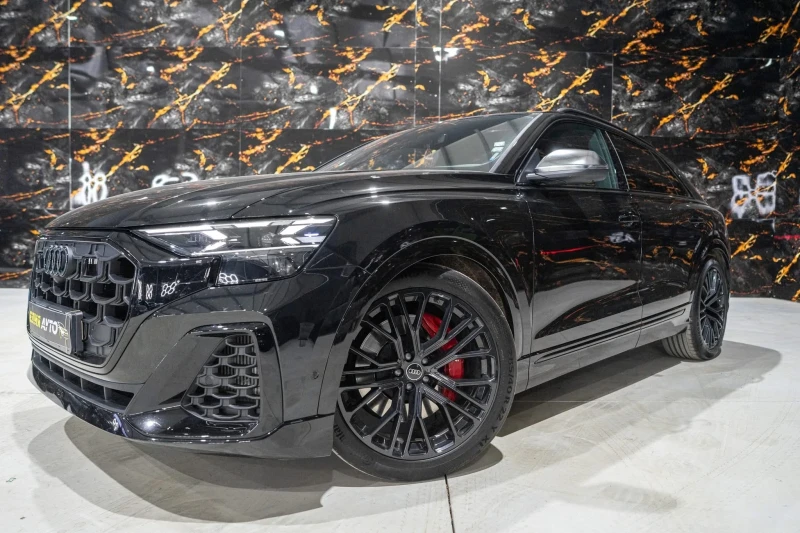 Audi SQ8 4.0TFSI BLACK LINE ПАНО ЧЕРВЕН КОНЕЦ ЛИЗИНГ 100%, снимка 4 - Автомобили и джипове - 52475144