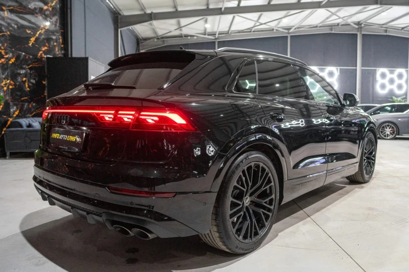Audi SQ8 4.0TFSI BLACK LINE ПАНО ЧЕРВЕН КОНЕЦ ЛИЗИНГ 100%, снимка 9 - Автомобили и джипове - 52475144