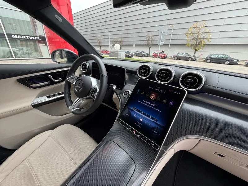 Mercedes-Benz GLC 300 24г* 8200км* БАРТЕР* AMG* 21цола, снимка 12 - Автомобили и джипове - 52591672