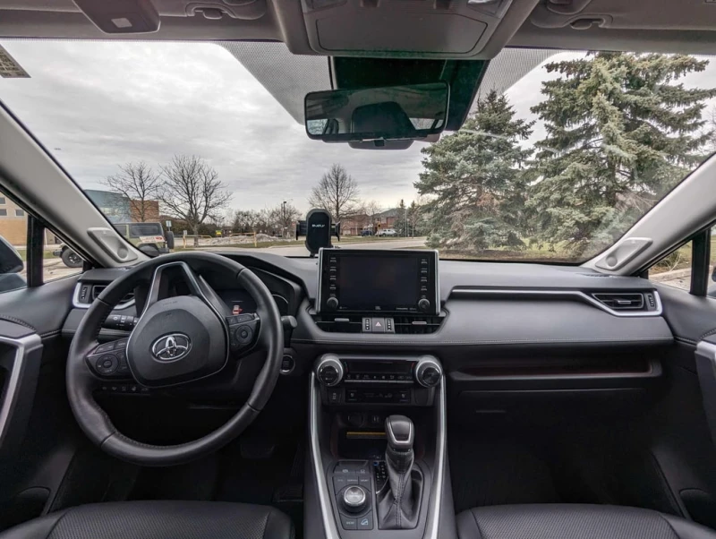 Toyota Rav4 Limited  CARFAX, снимка 8 - Автомобили и джипове - 52877721