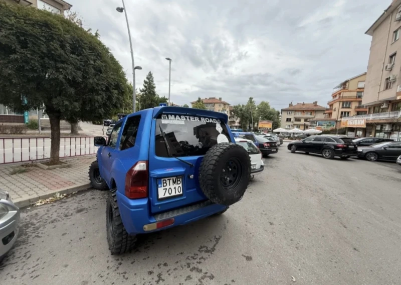 Mitsubishi Pajero, снимка 5 - Автомобили и джипове - 52976278