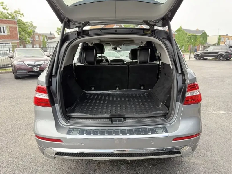 Mercedes-Benz ML 350 AMG-PKG* Въздушно* Navi* Harman kardo* CAMERA* Шиб, снимка 11 - Автомобили и джипове - 53273855