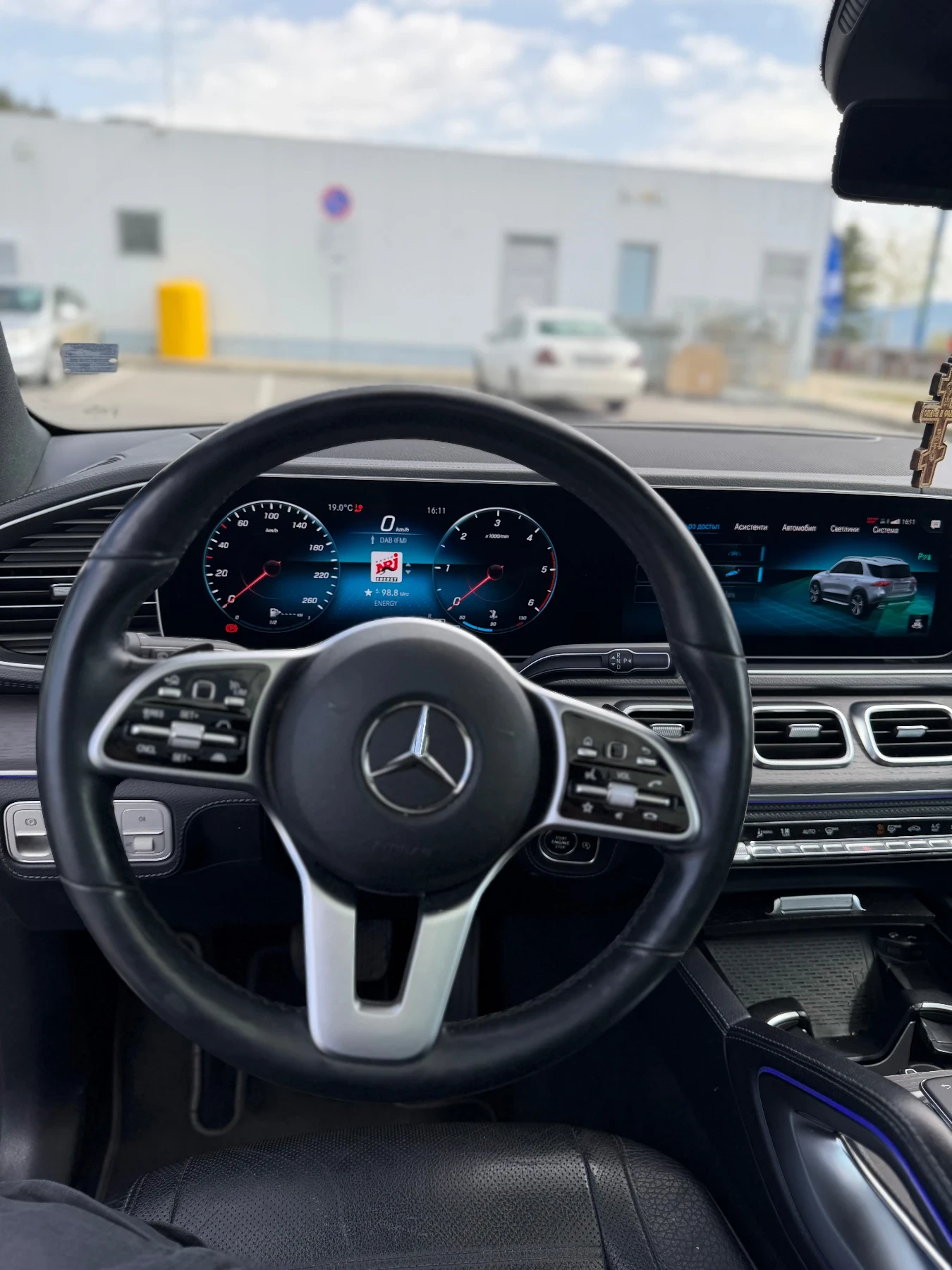 Mercedes-Benz GLE 400, снимка 5 - Автомобили и джипове - 54193220