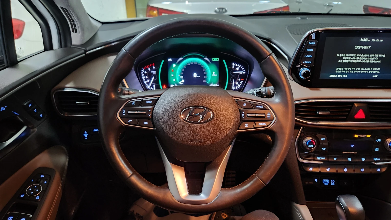 Hyundai Santa fe 2.2 CDRI, Обдухване, Head Up, Гаранционни условия - изображение 9