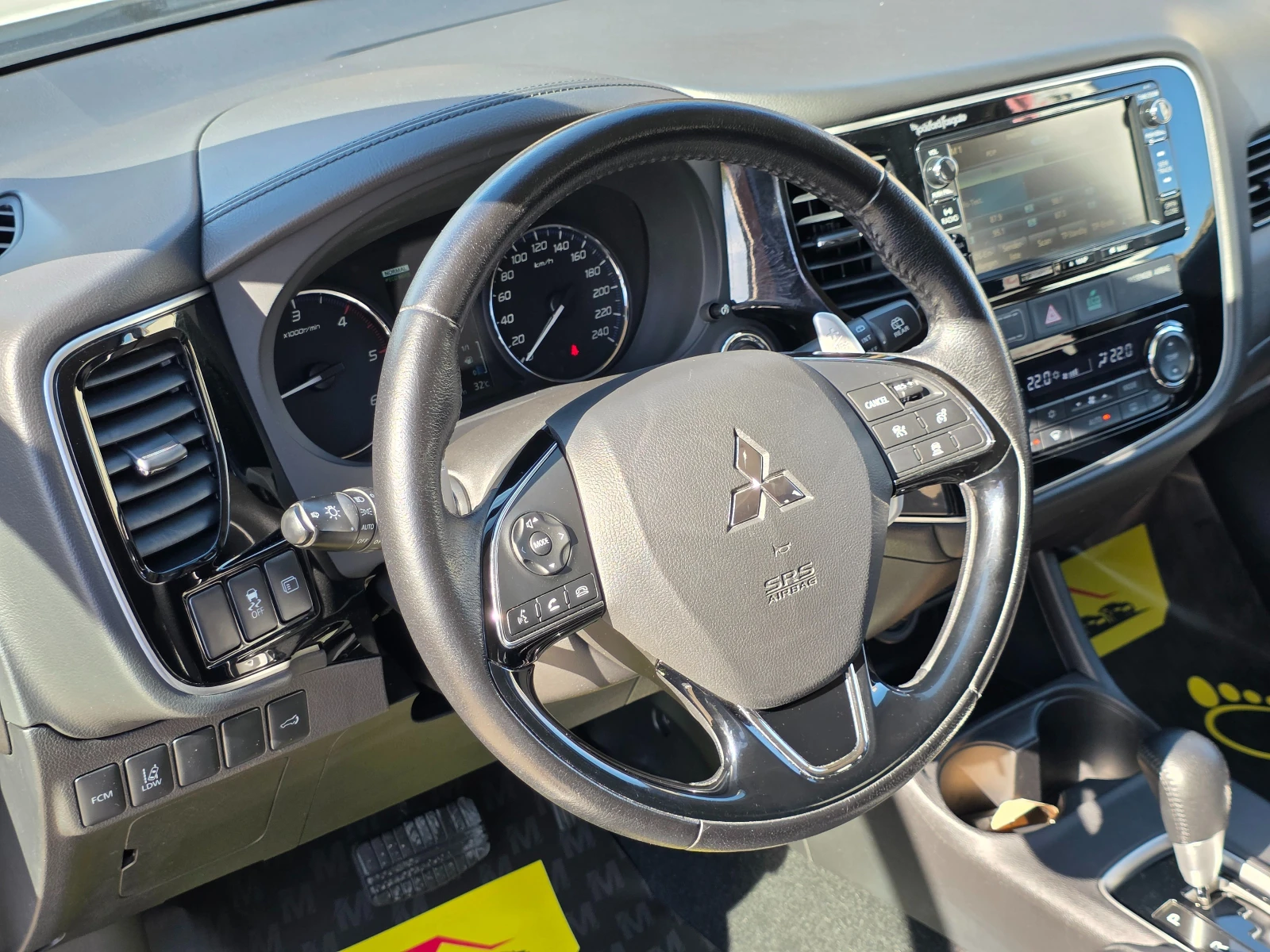Mitsubishi Outlander 2.2DID DIAMONT Швейцария - изображение 10