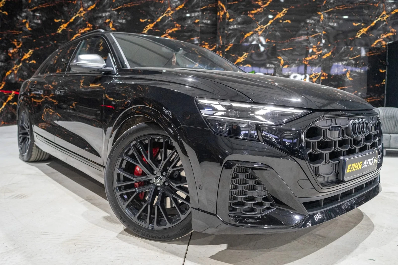 Audi SQ8 4.0TFSI BLACK LINE     100% | Mobile.bg   1