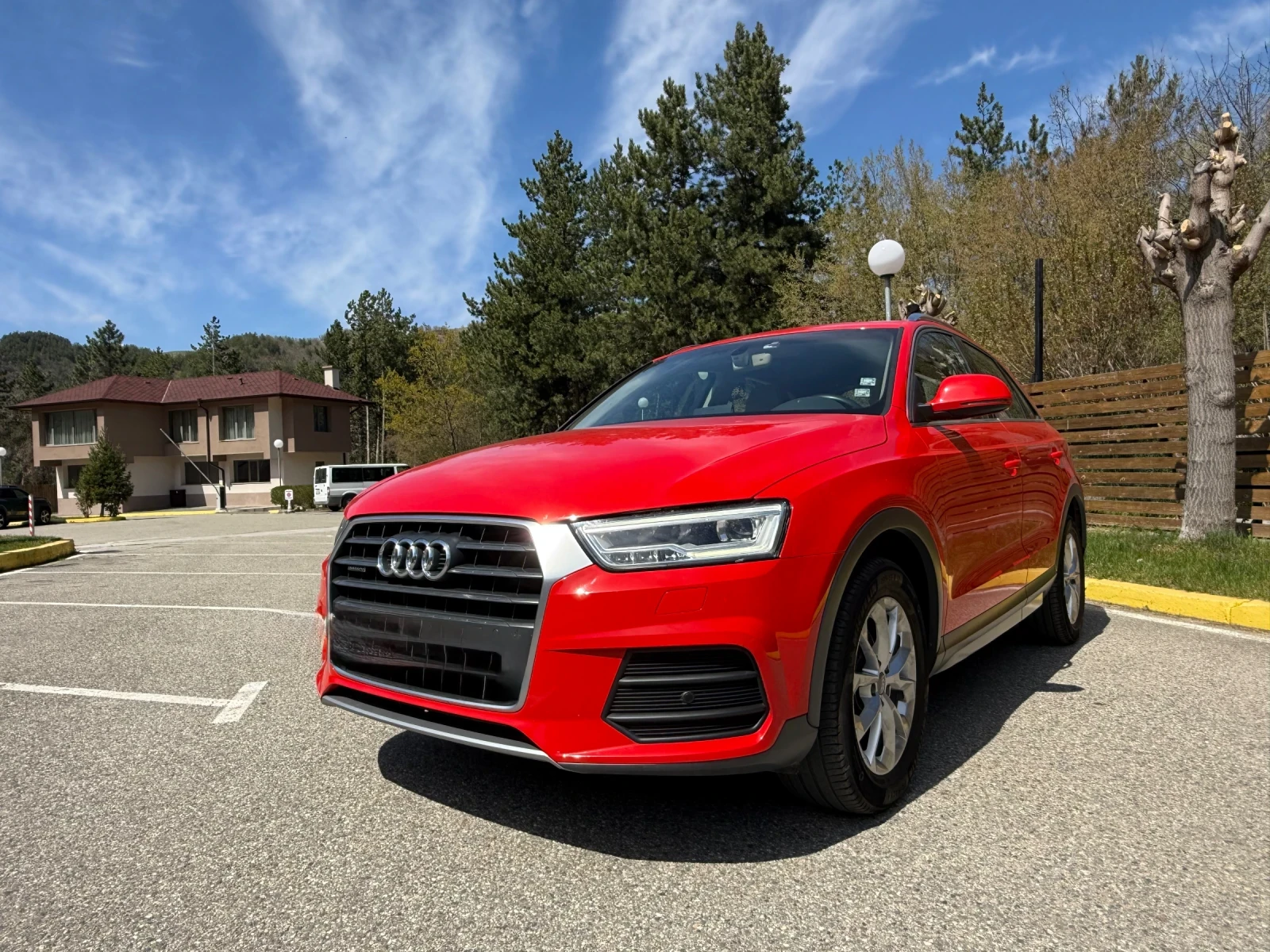 Audi Q3 S-tronic, снимка 3 - Автомобили и джипове - 53423578