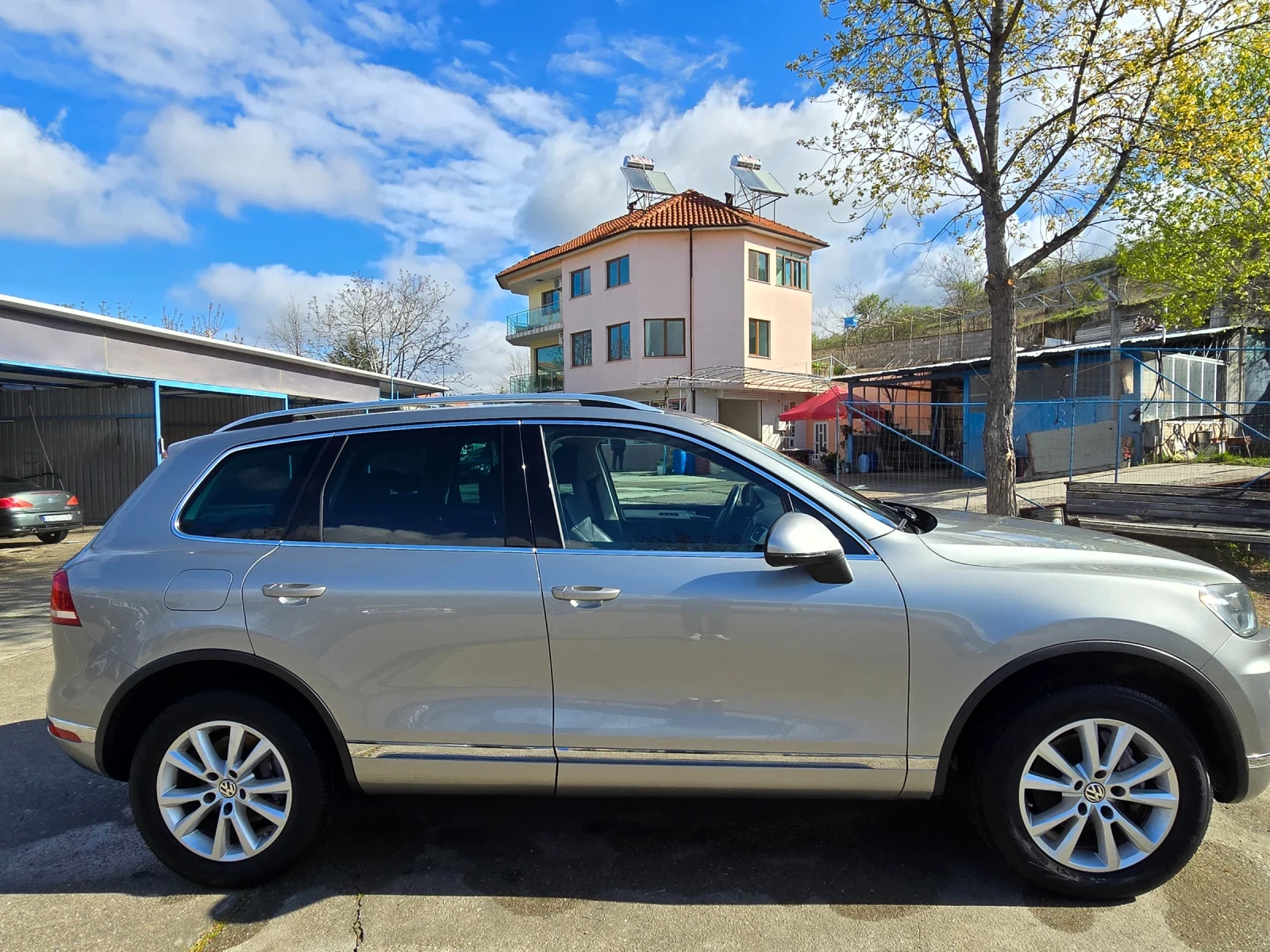 VW Touareg, снимка 7 - Автомобили и джипове - 54116294