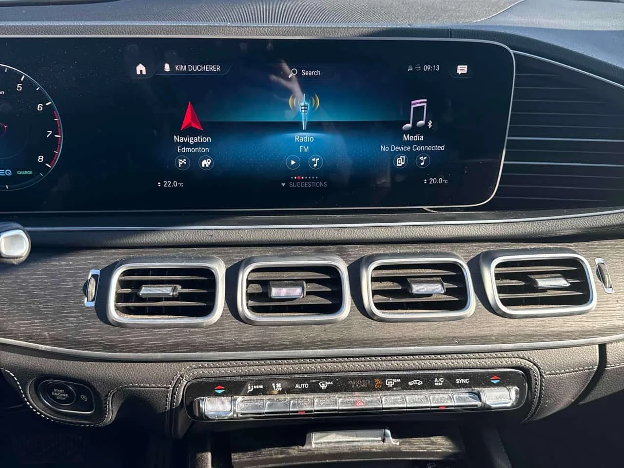 Mercedes-Benz GLE 450 4MATIC* DISTRONIC* 360* BURMESTER* AMBIENT* , снимка 9 - Автомобили и джипове - 54229983