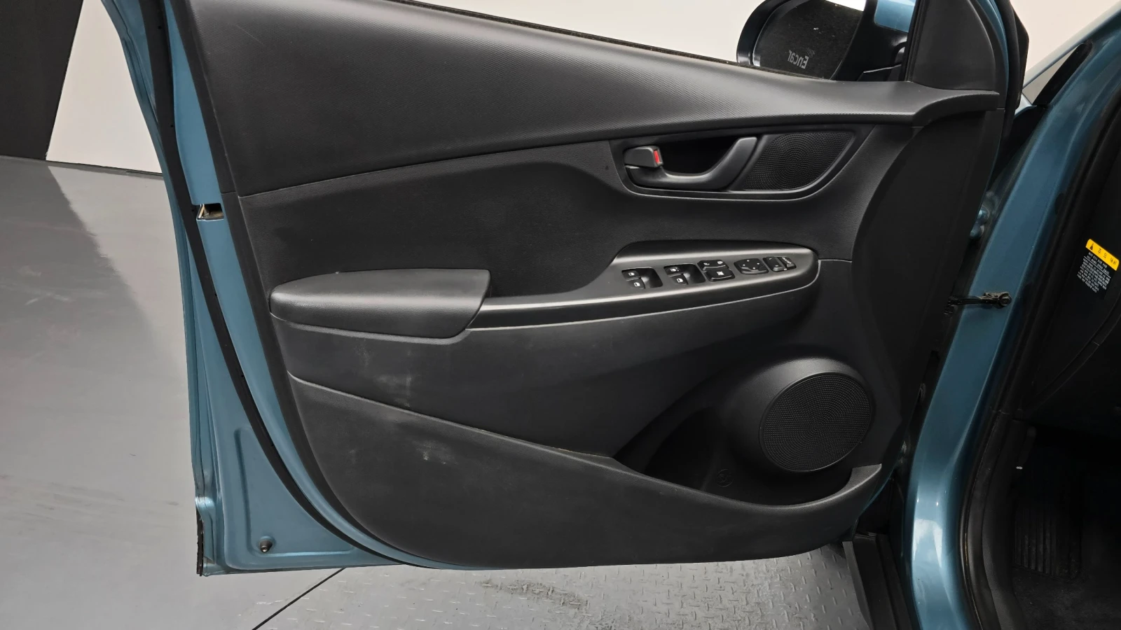Hyundai Kona Diesel 1.6 2WD, снимка 11 - Автомобили и джипове - 54691649