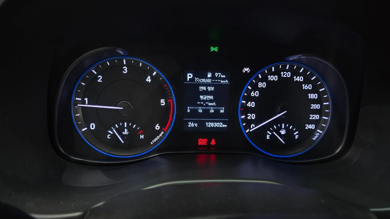 Hyundai Kona Diesel 1.6 2WD, снимка 6 - Автомобили и джипове - 54691649