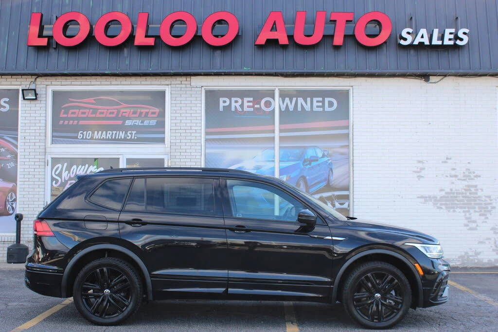 VW Tiguan R-Line Black* 4MOTION* ПОДГРЕВ* КАМЕРА* PANORAMA* , снимка 7 - Автомобили и джипове - 55046717