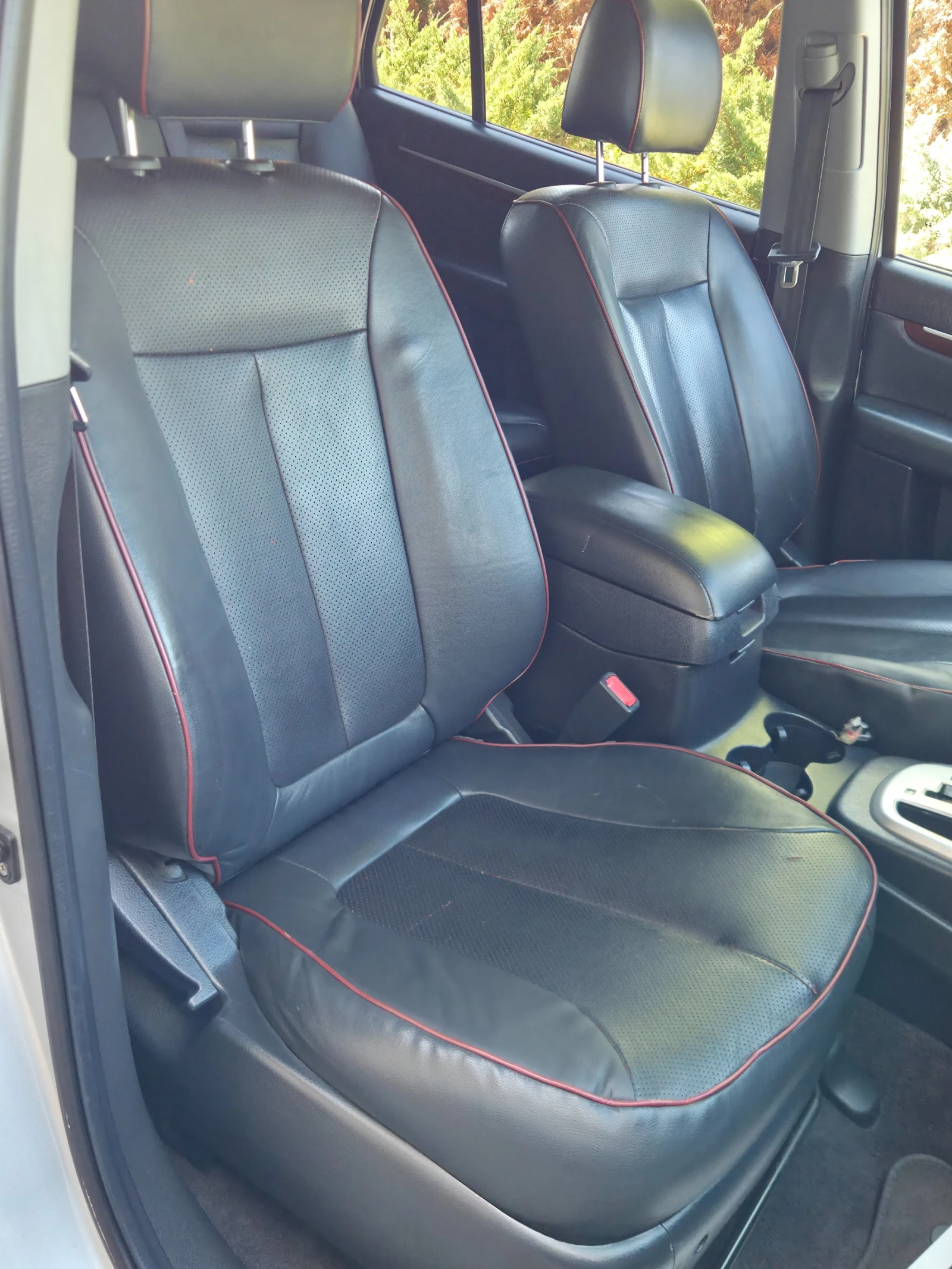 Hyundai Santa fe 2.2CRDi 7 места* АВТОМАТИК* КОЖА* ОТЛИЧЕН* , снимка 9 - Автомобили и джипове - 56127765