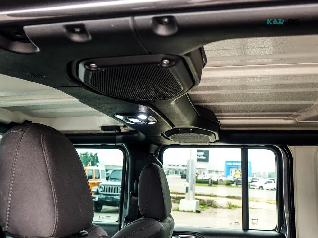 Jeep Wrangler Willys 4-Door * АвтоКредит * (ЦЕНА ДО БГ), снимка 15 - Автомобили и джипове - 56227399