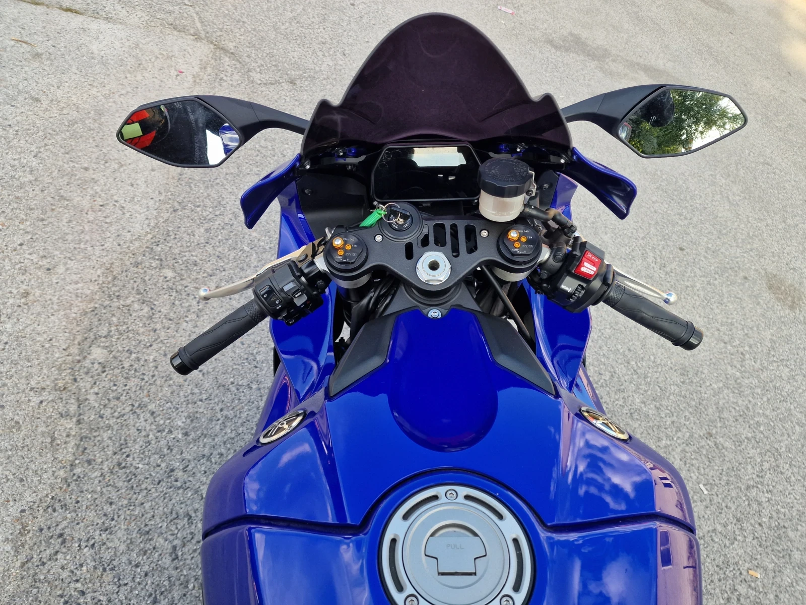 Yamaha YZF-R1  - изображение 8