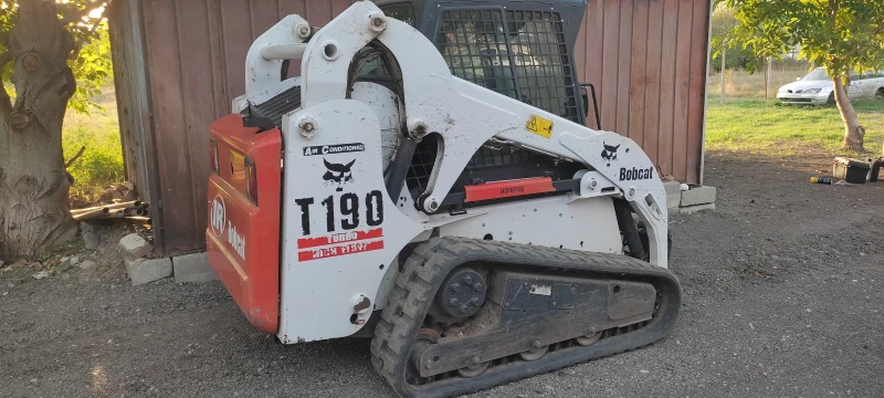 Мини челни товарачи Bobcat T 190, снимка 2 - Индустриална техника - 47514098