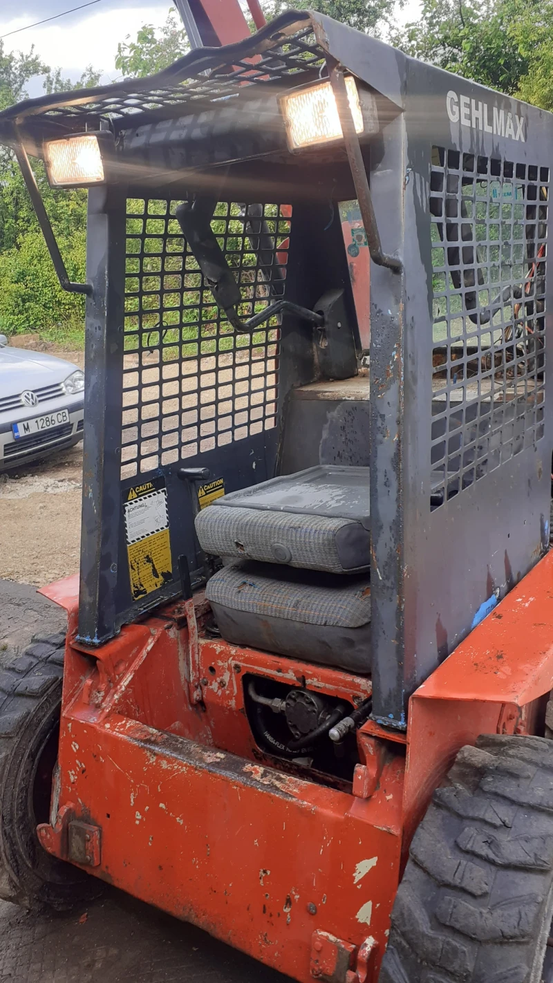 Мини челни товарачи GEHL 3610 sl, снимка 6 - Индустриална техника - 51652567